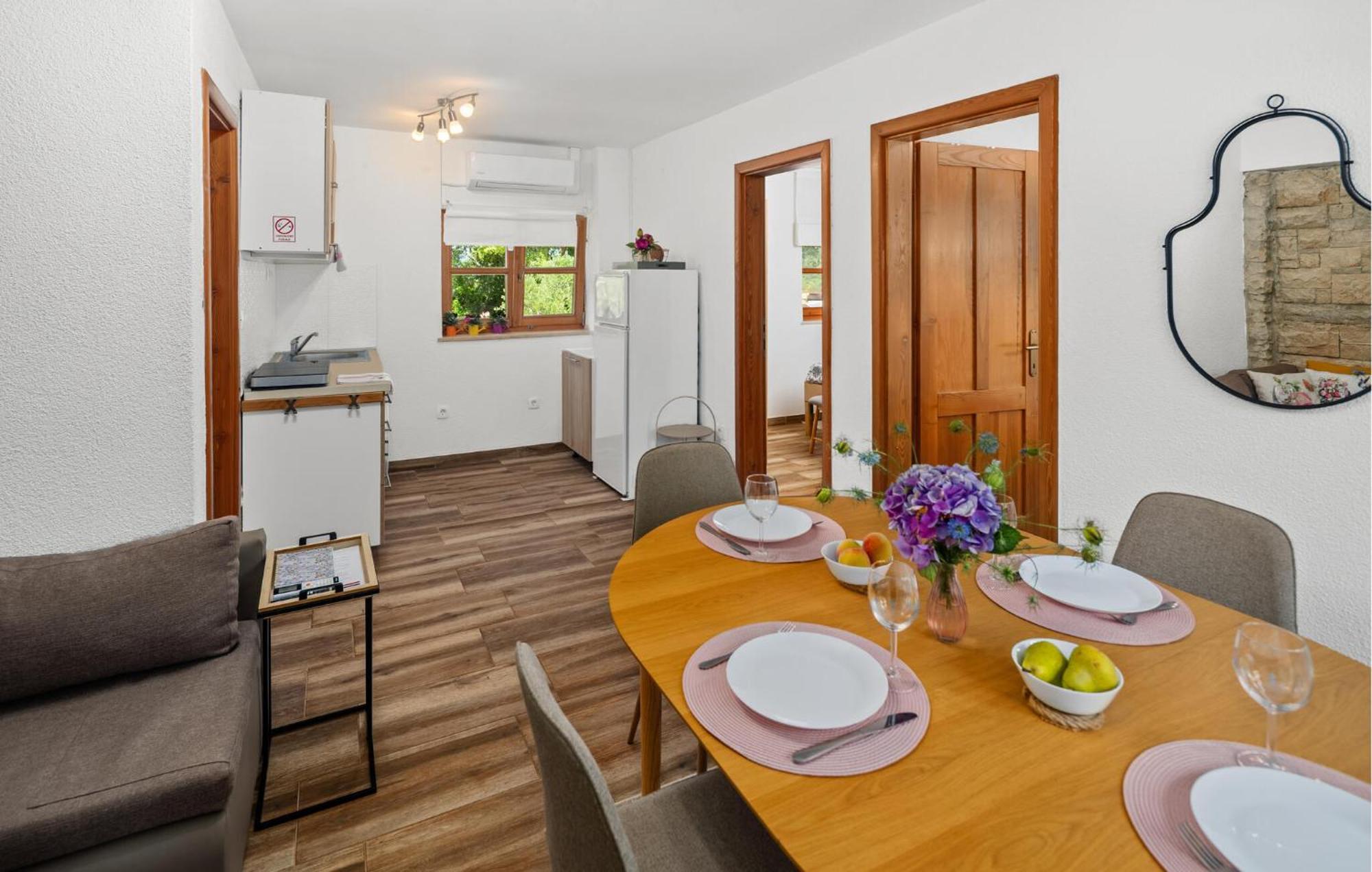Ferienhaus 2 Bedroom Beautiful In *